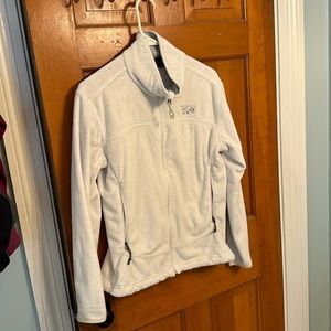 Mountain Hardware fleece size M gently used
